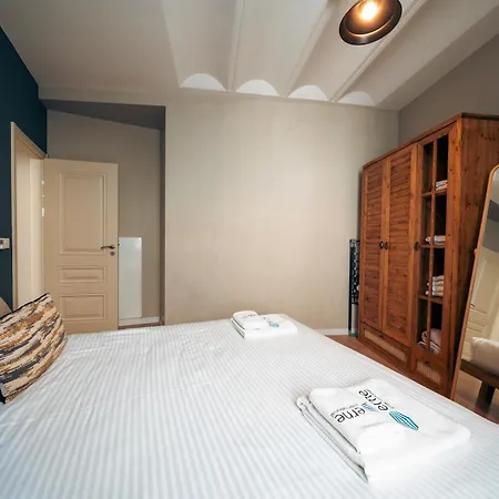아파트 Kuledibi Suites, Historical 2-bedroom No-3